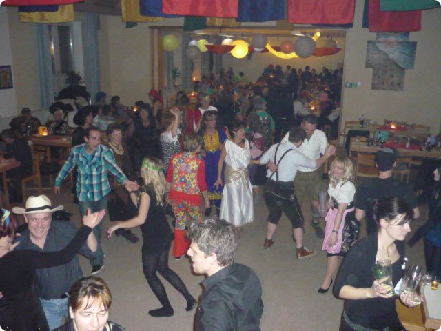 pfarrball_windischeschenbach_2011025.jpg